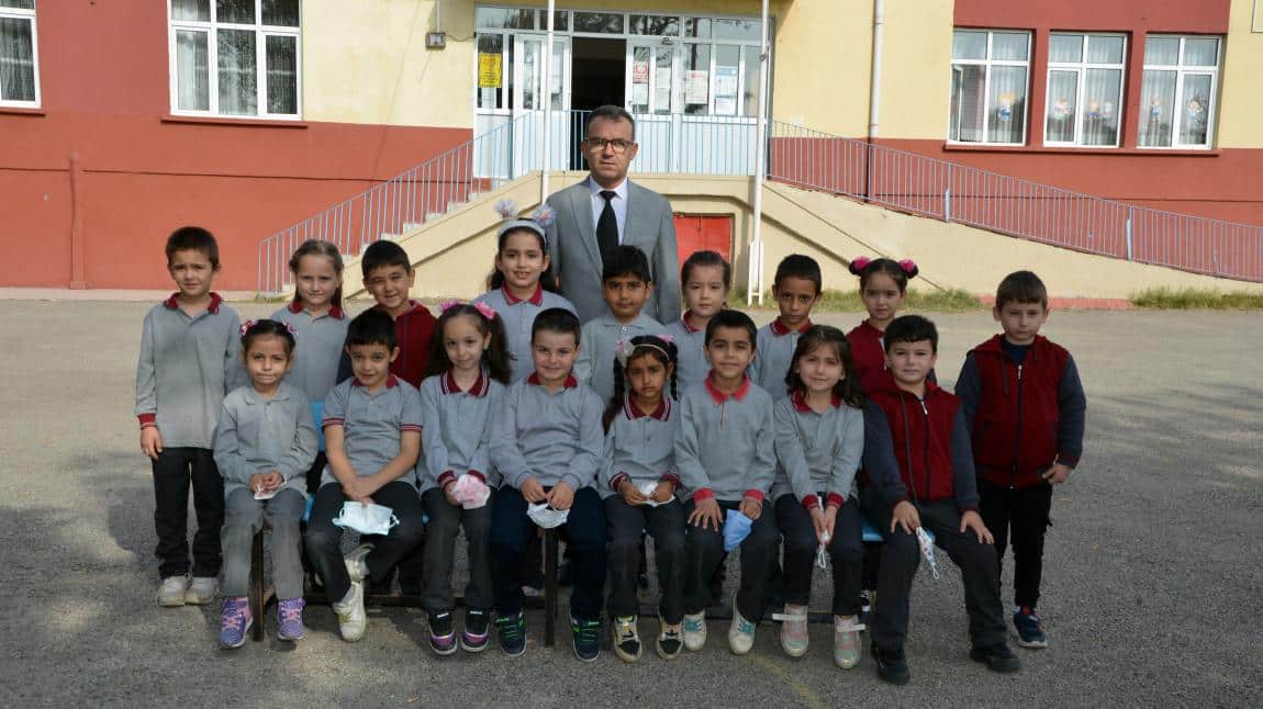 Mustafa YILMAZ -  3/A Sınıf Öğretmeni